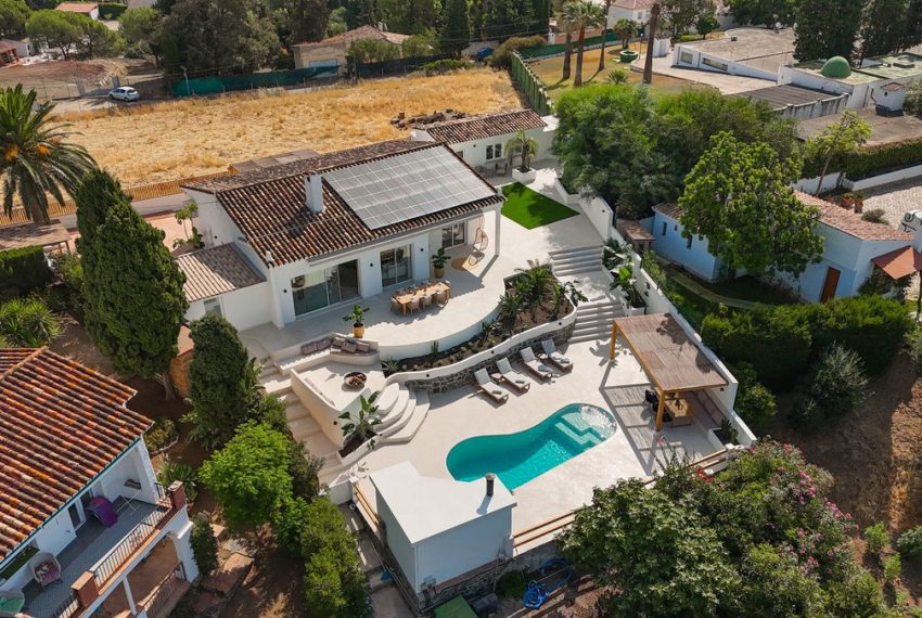 R5202802-Villa-For-Sale-Guadalmina-Alta-Detached-4-Beds-240-Built-1