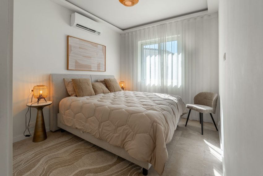 R5202802-Villa-For-Sale-Guadalmina-Alta-Detached-4-Beds-240-Built-17