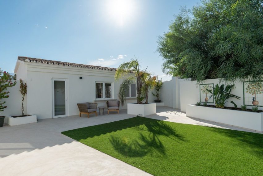 R5202802-Villa-For-Sale-Guadalmina-Alta-Detached-4-Beds-240-Built-19