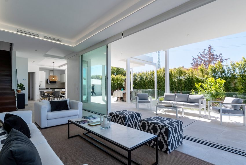 R5204827-Villa-For-Sale-Marbella-Detached-4-Beds-580-Built-18