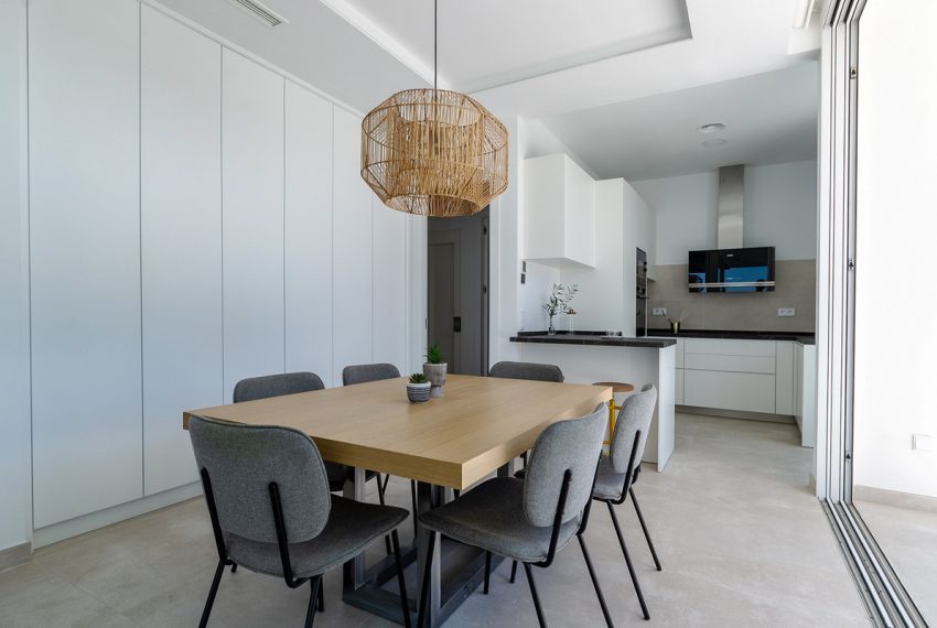 R5204827-Villa-For-Sale-Marbella-Detached-4-Beds-580-Built-6