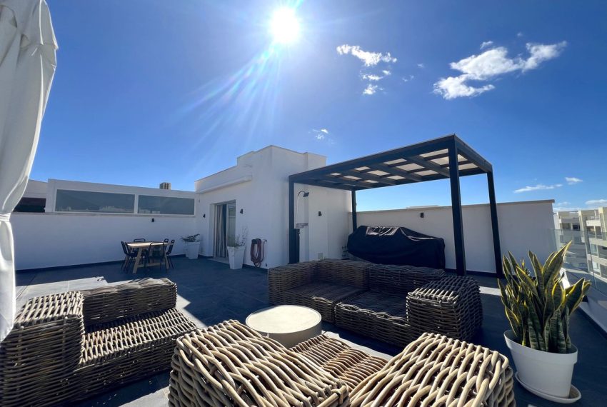 R5205703-Apartment-For-Sale-San-Pedro-de-Alcantara-Penthouse-Duplex-4-Beds-136-Built-19