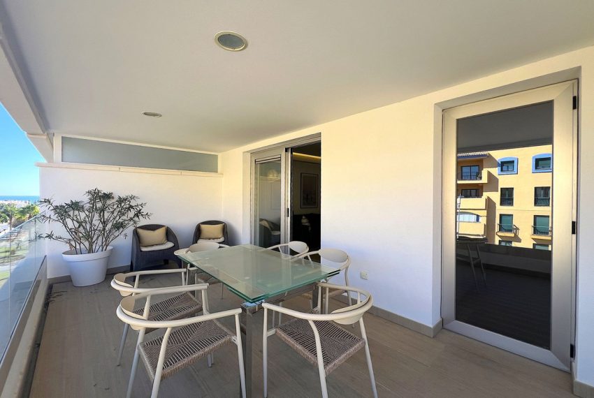 R5205703-Apartment-For-Sale-San-Pedro-de-Alcantara-Penthouse-Duplex-4-Beds-136-Built-4