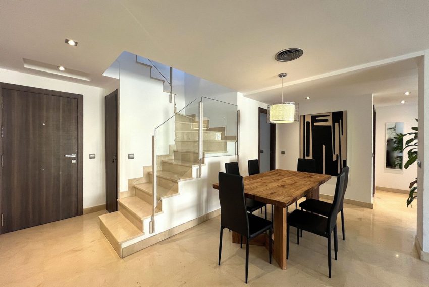 R5205703-Apartment-For-Sale-San-Pedro-de-Alcantara-Penthouse-Duplex-4-Beds-136-Built-6