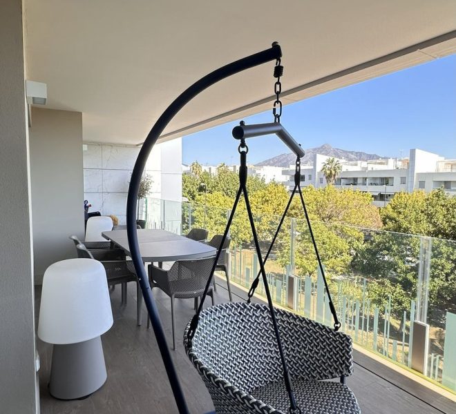 R5206102-Image 1-Middle Floor Apartment - 3 Beds - 103 Built