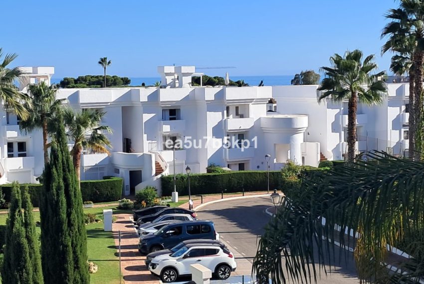 R5208004-Villa-For-Sale-Estepona-Detached-5-Beds-220-Built-10