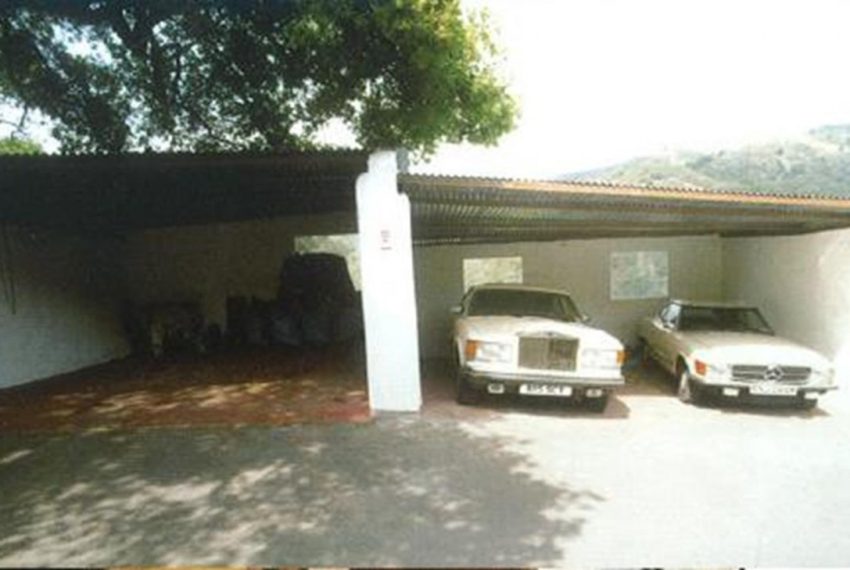 R5208115-Villa-For-Sale-Estepona-Finca-4-Beds-1500-Built-5