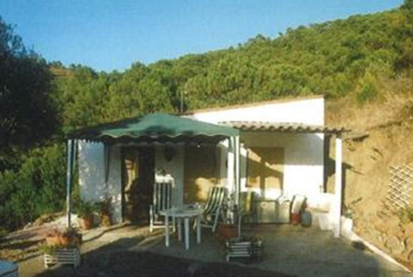 R5208115-Villa-For-Sale-Estepona-Finca-4-Beds-1500-Built