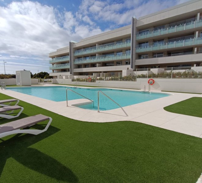 R5208679-Image 1-Middle Floor - 3 Beds - 105 Built