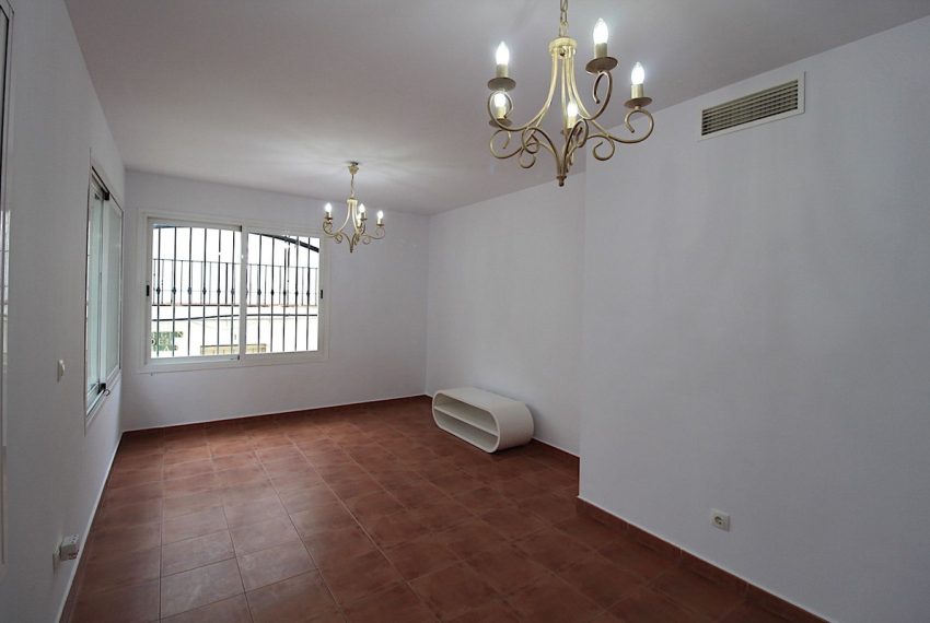 R5209081-Apartment-For-Sale-San-Pedro-de-Alcantara-Ground-Floor-2-Beds-80-Built-4