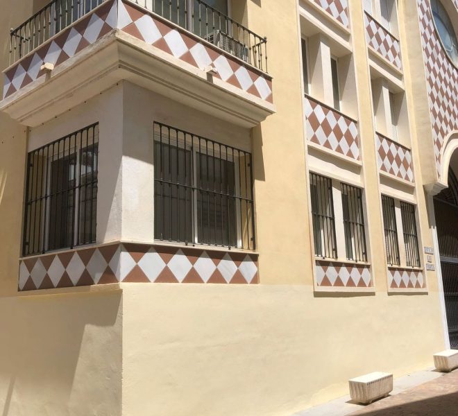 R5209081-Image 1-Ground Floor - 2 Beds - 80 Built