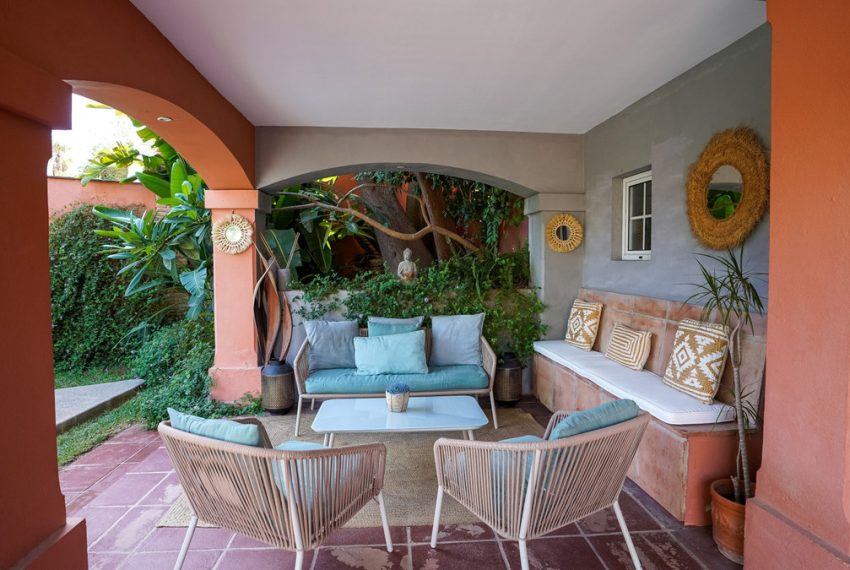 R5209510-Villa-For-Sale-Nueva-Andalucia-Detached-4-Beds-178-Built-1