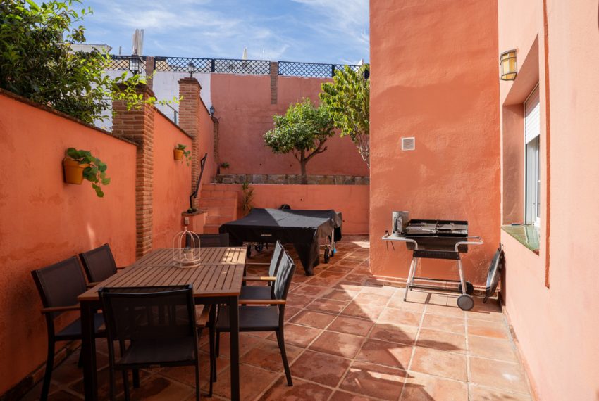 R5209510-Villa-For-Sale-Nueva-Andalucia-Detached-4-Beds-178-Built-15