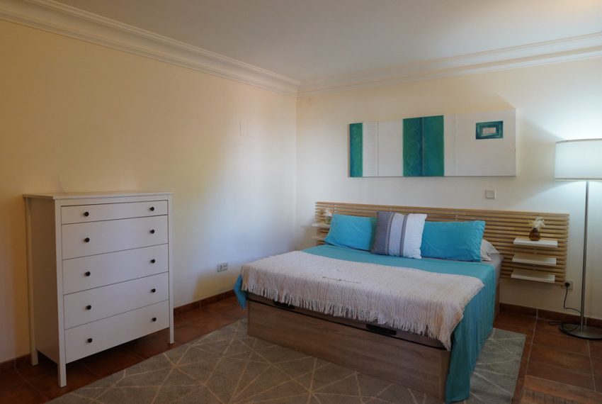 R5209510-Villa-For-Sale-Nueva-Andalucia-Detached-4-Beds-178-Built-5