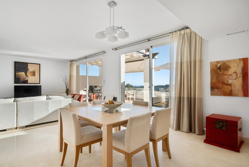 R5209558-Apartment-For-Sale-Nueva-Andalucia-Penthouse-Duplex-3-Beds-320-Built-3