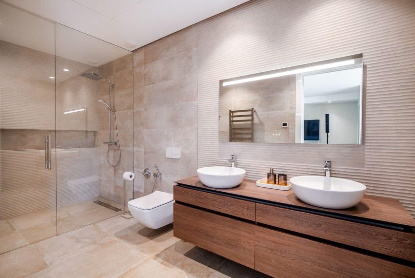 R5210887-Villa-For-Sale-Sierra-Blanca-Detached-6-Beds-975-Built-13