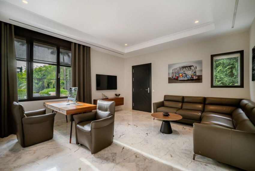 R5210887-Villa-For-Sale-Sierra-Blanca-Detached-6-Beds-975-Built-14