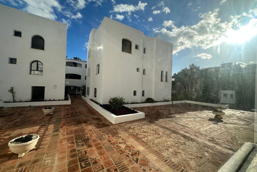 R5210893-Apartment-For-Sale-Puerto-Banus-Ground-Floor-4-Beds-220-Built-6