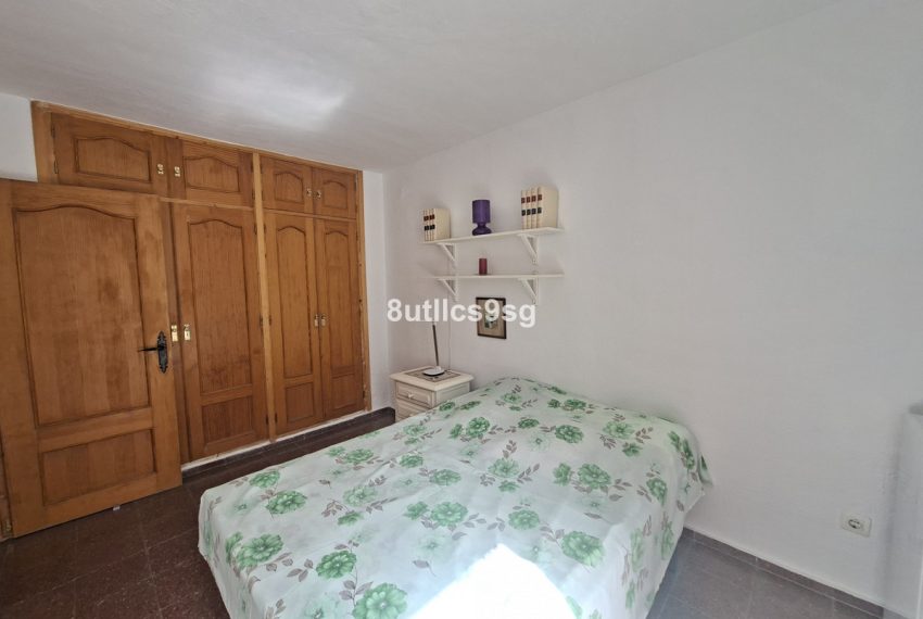 R5211145-Villa-For-Sale-La-Campana-Detached-2-Beds-67-Built-15