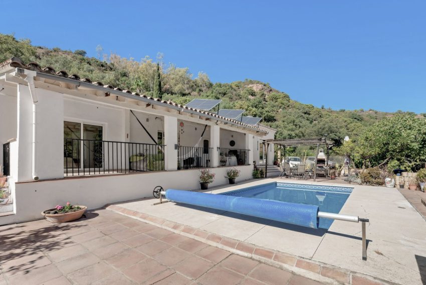 R5211544-Villa-For-Sale-Estepona-Finca-3-Beds-178-Built-18