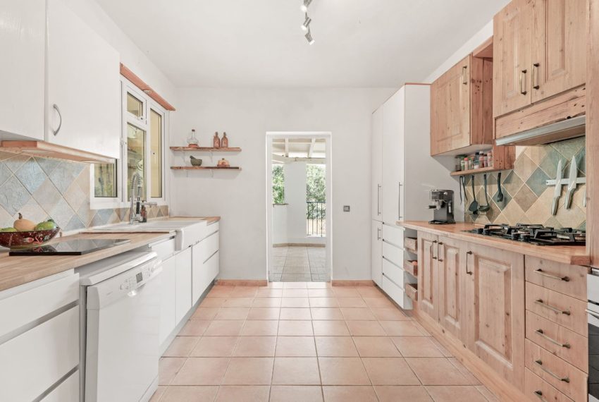 R5211544-Villa-For-Sale-Estepona-Finca-3-Beds-178-Built-5