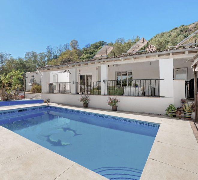 R5211544-Image 1-Finca - 3 Beds - 178 Built