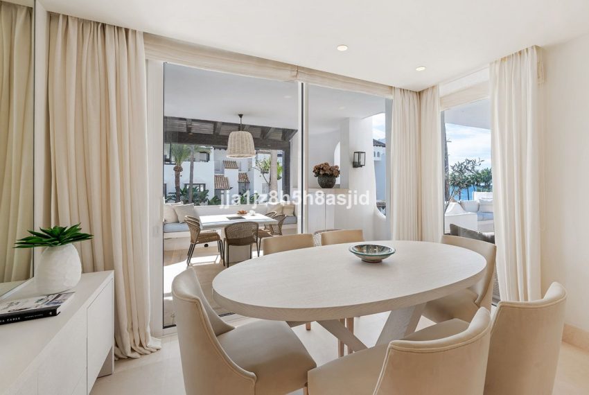 R5211937-Apartment-For-Sale-The-Golden-Mile-Middle-Floor-Apartment-3-Beds-136-Built-18