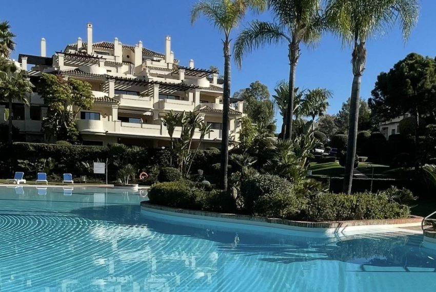 R5211970-Apartment-For-Sale-Benahavis-Penthouse-Duplex-3-Beds-173-Built-1