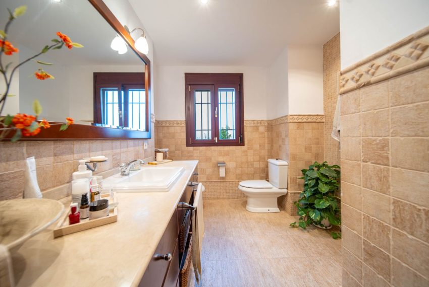 R5211982-Villa-For-Sale-Mijas-Golf-Detached-5-Beds-396-Built-19