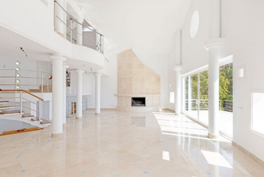 R5212264-Villa-For-Sale-Los-Almendros-Detached-5-Beds-1383-Built-5