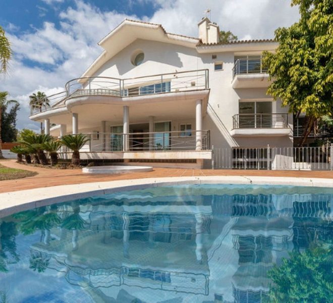 R5212264-Image 1-Detached - 5 Beds - 1383 Built