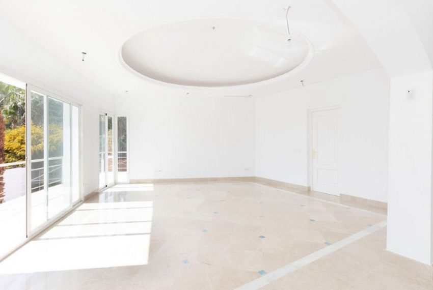 R5212264-Villa-For-Sale-Los-Almendros-Detached-5-Beds-1383-Built-7