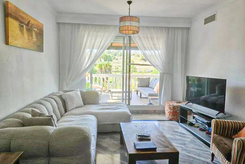 R5212300-Apartment-For-Sale-Nueva-Andalucia-Middle-Floor-2-Beds-95-Built-1