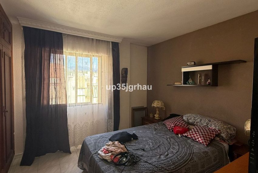 R5212351-Apartment-For-Sale-Estepona-Penthouse-4-Beds-140-Built-11