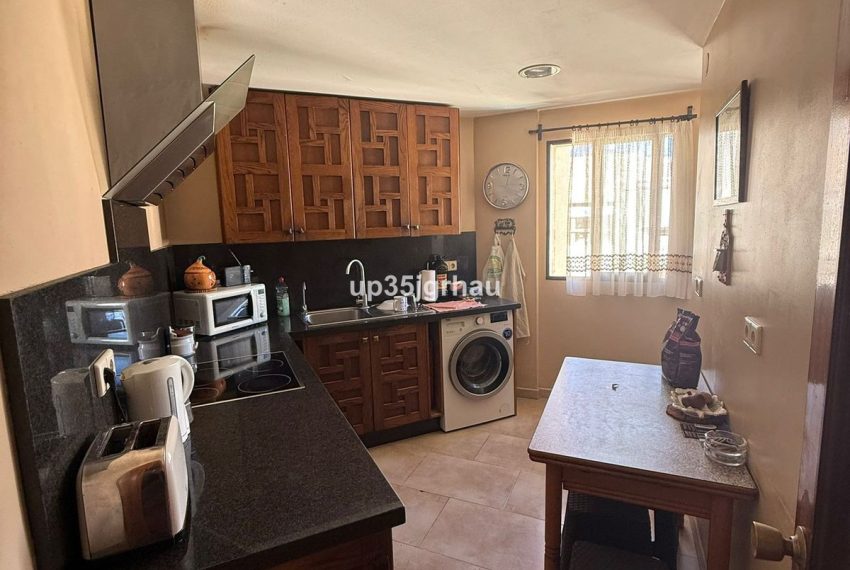 R5212351-Apartment-For-Sale-Estepona-Penthouse-4-Beds-140-Built-5