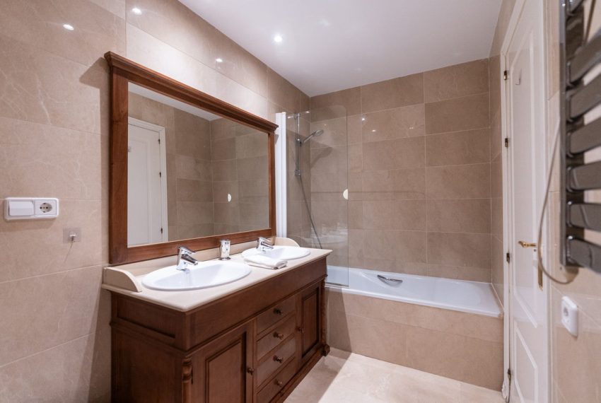 R5212417-Apartment-For-Sale-Los-Arqueros-Middle-Floor-2-Beds-95-Built-7