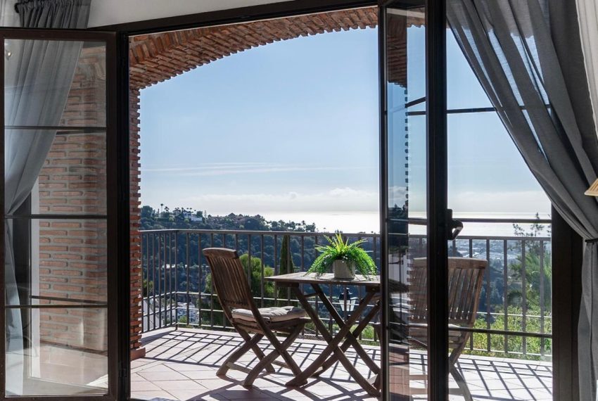 R5212417-Apartment-For-Sale-Los-Arqueros-Middle-Floor-2-Beds-95-Built