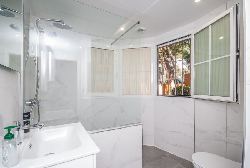 R5212525-Apartment-For-Sale-Elviria-Ground-Floor-2-Beds-124-Built-7