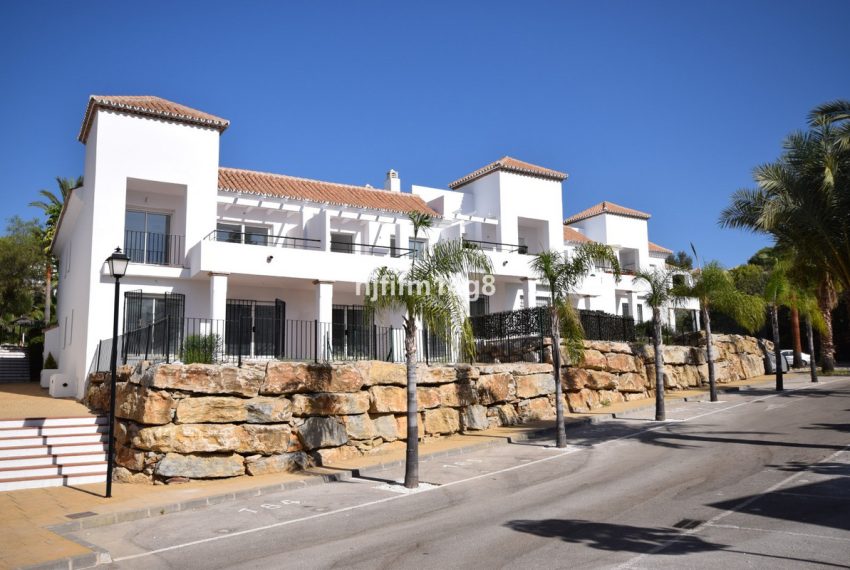 R5212882-Apartment-For-Sale-Nueva-Andalucia-Middle-Floor-2-Beds-81-Built-17