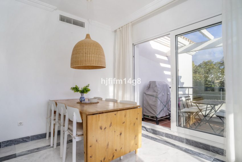 R5212882-Apartment-For-Sale-Nueva-Andalucia-Middle-Floor-2-Beds-81-Built-7