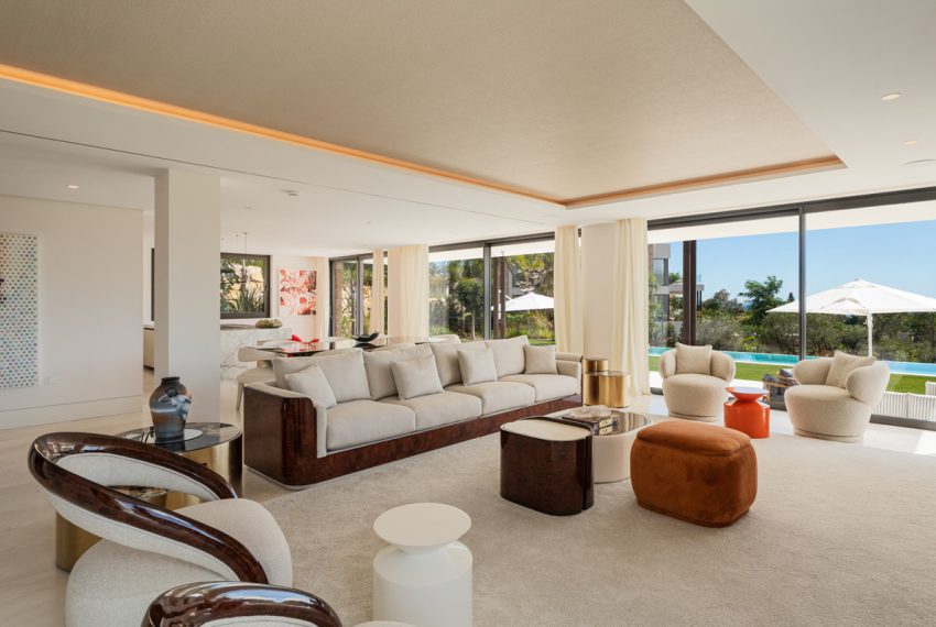 R5212927-Villa-For-Sale-The-Golden-Mile-Detached-5-Beds-825-Built-4