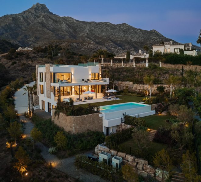 R5212927-Image 1-Detached - 5 Beds - 825 Built