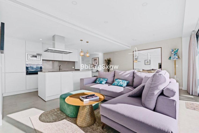 R5213629-Apartment-For-Sale-New-Golden-Mile-Penthouse-3-Beds-125-Built-1