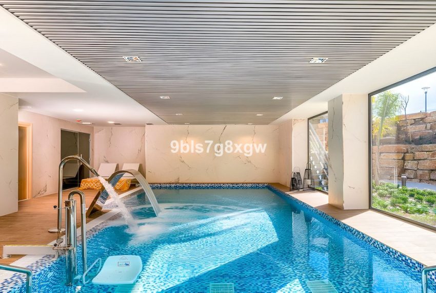 R5213629-Apartment-For-Sale-New-Golden-Mile-Penthouse-3-Beds-125-Built-12