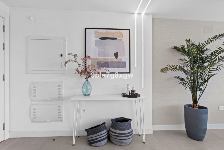 R5213629-Apartment-For-Sale-New-Golden-Mile-Penthouse-3-Beds-125-Built-16