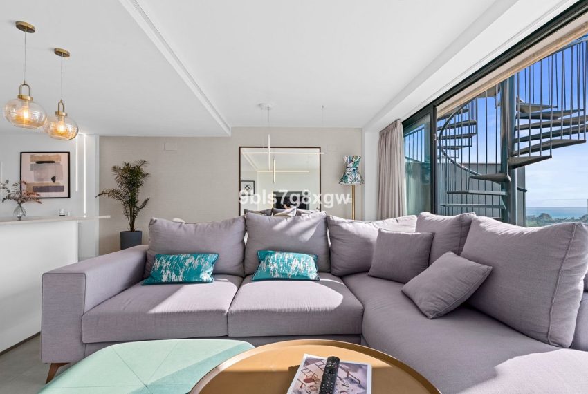 R5213629-Apartment-For-Sale-New-Golden-Mile-Penthouse-3-Beds-125-Built-18