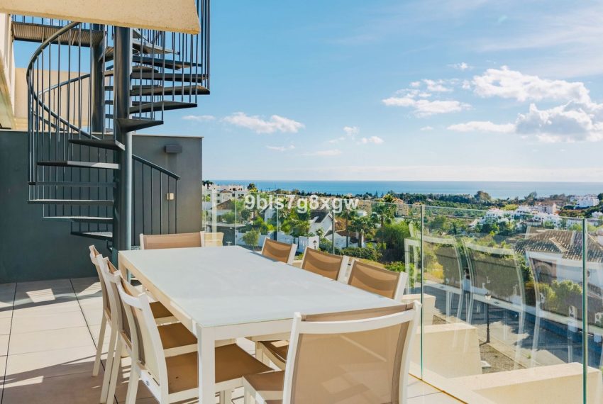 R5213629-Apartment-For-Sale-New-Golden-Mile-Penthouse-3-Beds-125-Built-2