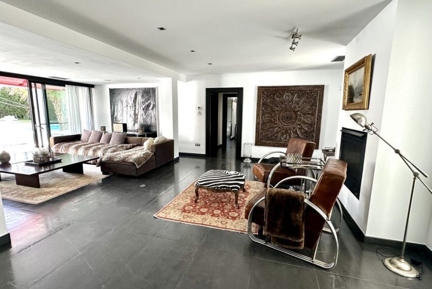 R5213677-Villa-For-Sale-Guadalmina-Baja-Detached-6-Beds-543-Built-2