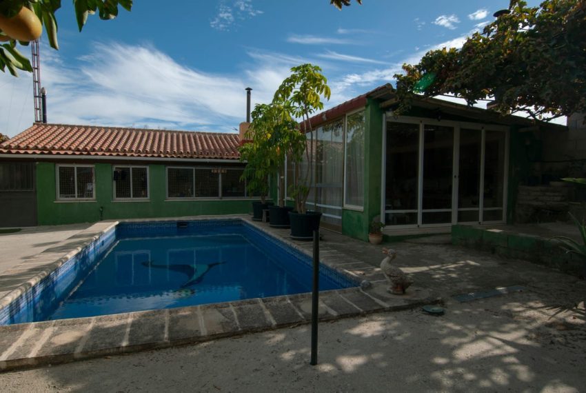 R5213773-Villa-For-Sale-Altos-de-los-Monteros-Finca-2-Beds-100-Built-13