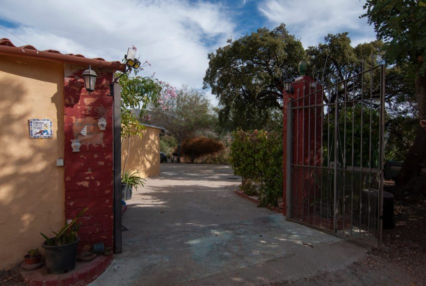 R5213773-Villa-For-Sale-Altos-de-los-Monteros-Finca-2-Beds-100-Built-17